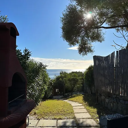Domus Tom With Sea View Apartman Simius